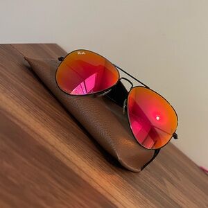 Women’s Ray-Ban Aviator Sunglasses